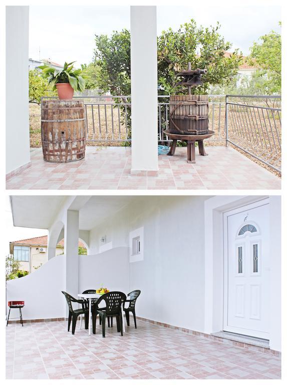 Apartments & Room Dijana Трогир Екстериор снимка